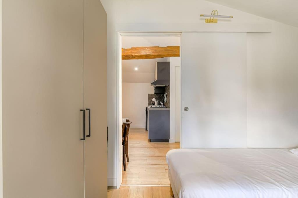 Le Francfort - Les Appartements De L'Olivier Loyettes Extérieur photo