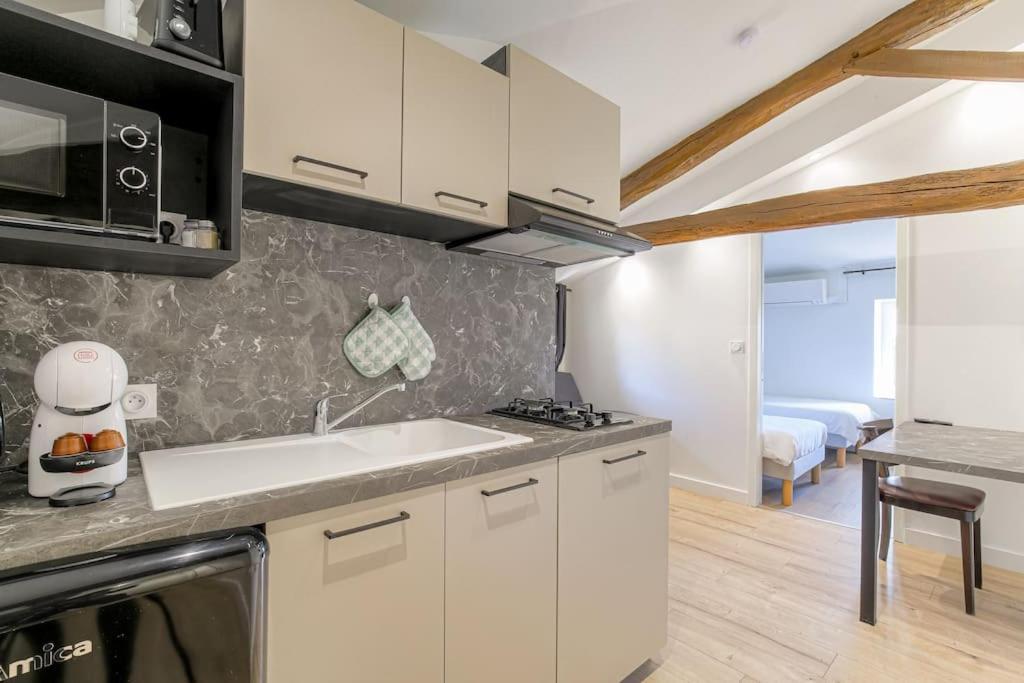 Le Francfort - Les Appartements De L'Olivier Loyettes Extérieur photo